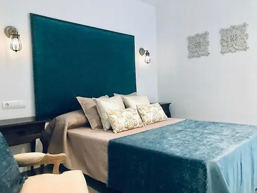 ゲストハウス Hostal El Caprichito マルベーリャ スペイン