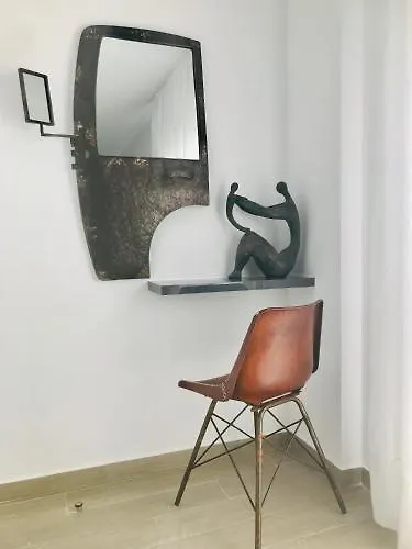 ゲストハウス Hostal El Caprichito マルベーリャ スペイン