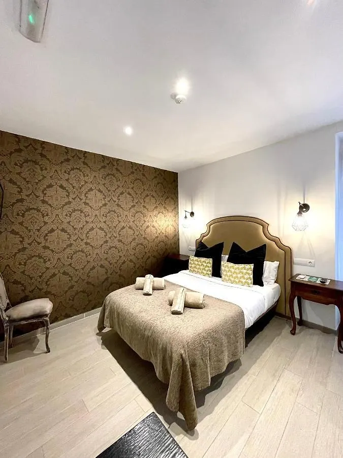 Hostal El Caprichito マルベーリャ スペイン