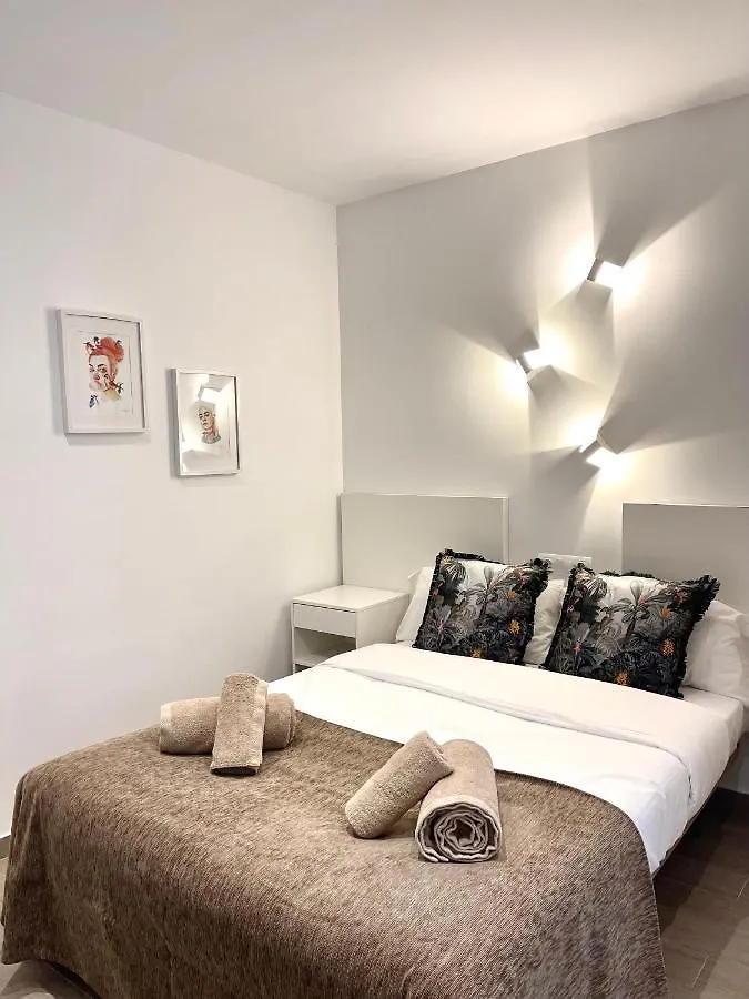 Hostal El Caprichito Marbella Pensjonat
